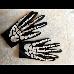 Skeleton gloves